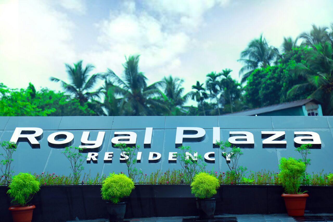 Royal Plaza Residency Otel Cheruppulasseri Dış mekan fotoğraf